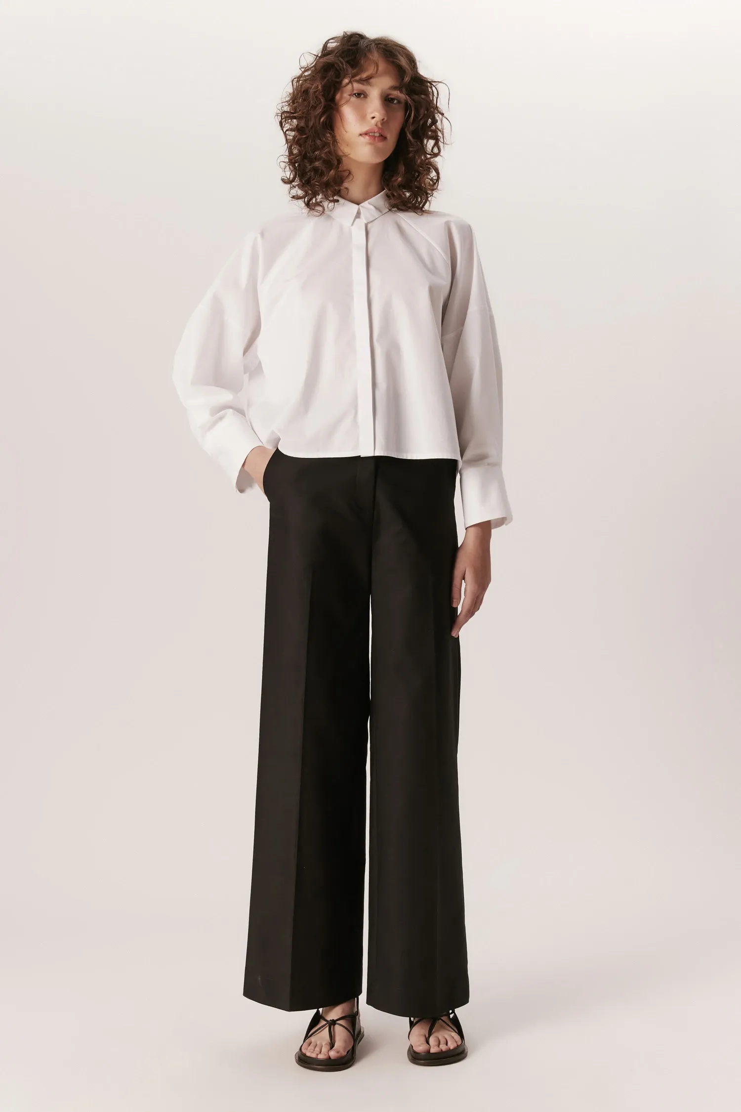 007281_CAMISA_OVERSIZED_CROPPED_BRANCO_ANDREAMARQUES -3-